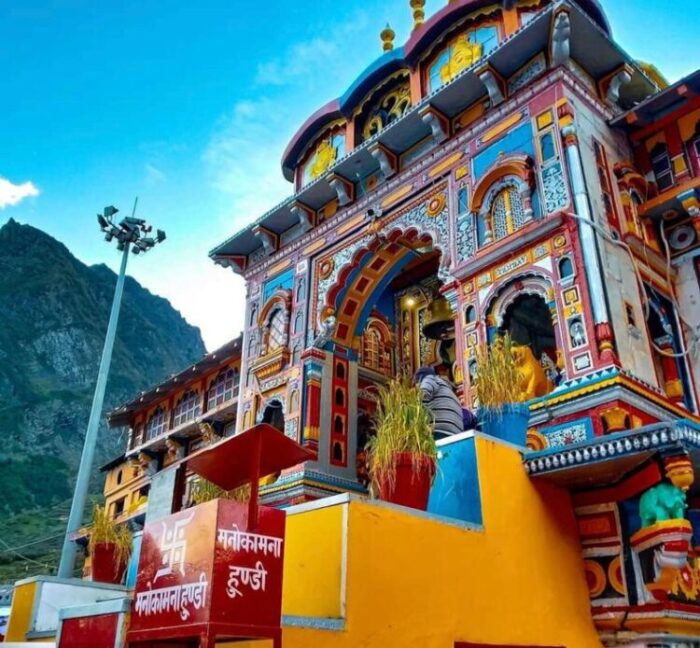 BADRINATH TEMPLE PICTURE